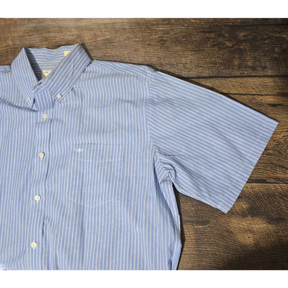 Dockers Men's XL Khaki Diem Blue Striped Short Sleeve Button Down Shirt
- Picture 5 of 8
